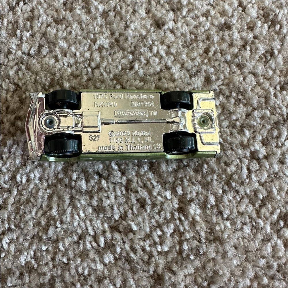 Matchbox 1970 Ford Ranchero-Green Short Card Collector Miniature - Picture 5 of 7